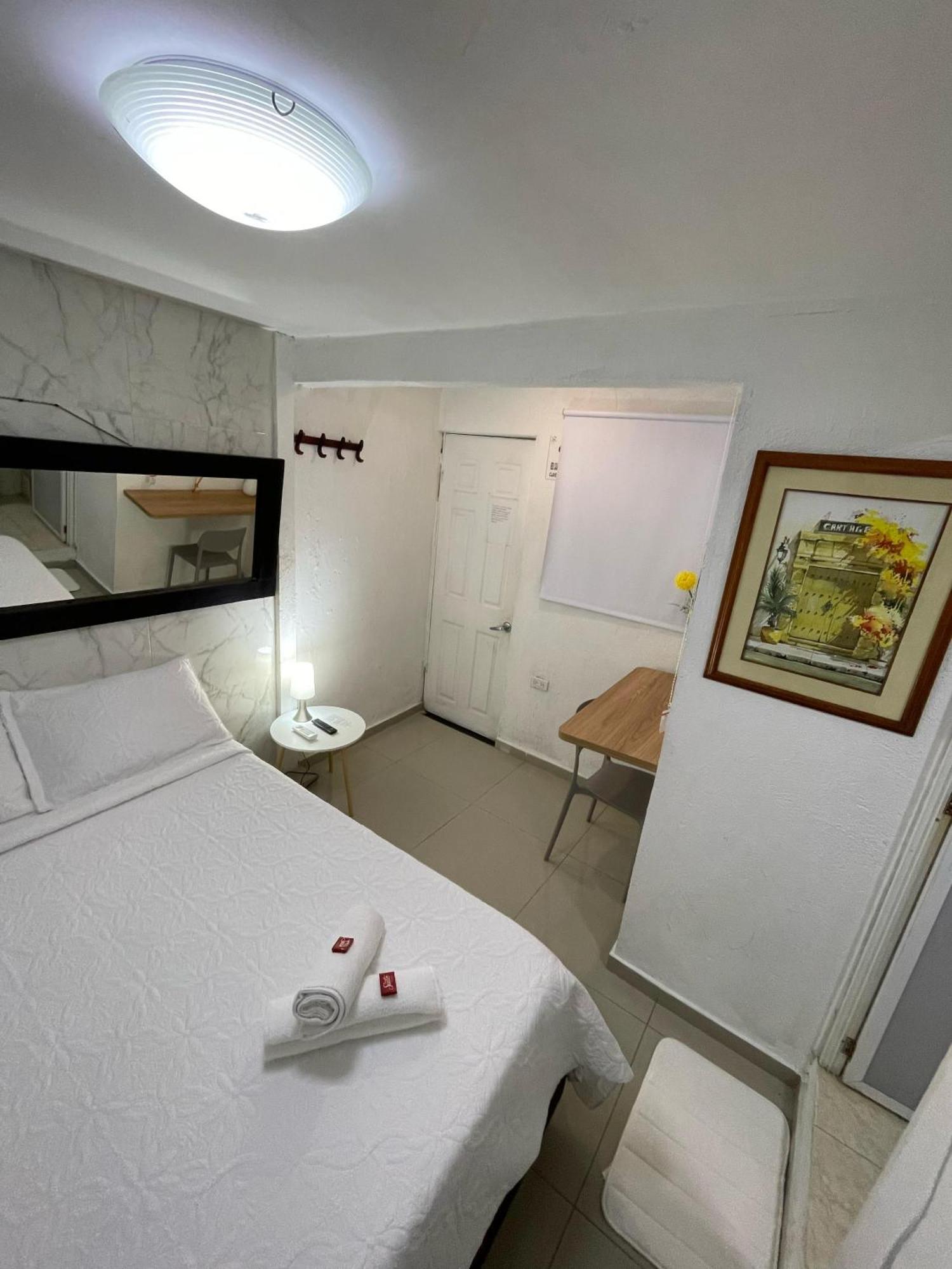 Hostal Casa De Las Americas Cartagena エクステリア 写真